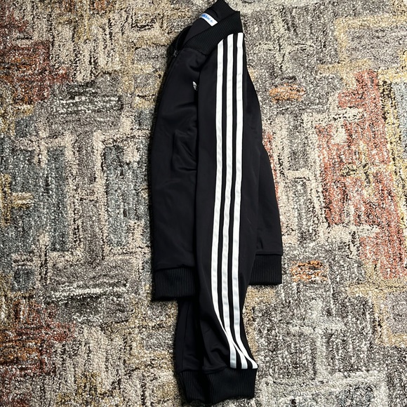 Adidas Size S Jacket - Picture 5 of 6